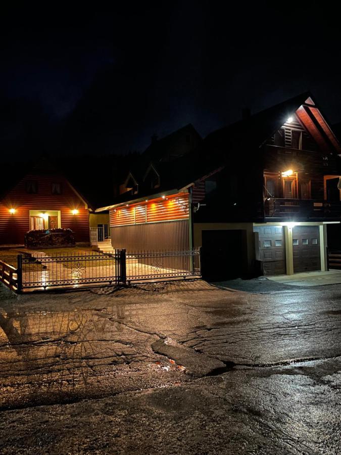Holiday Homes Durmitorski Gaj Holiday home Zabljak (Zabljak)